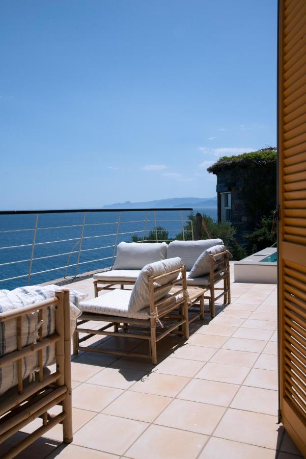 Aiolos: Above The Sea, Within * Agios Nikolaos (Crete)